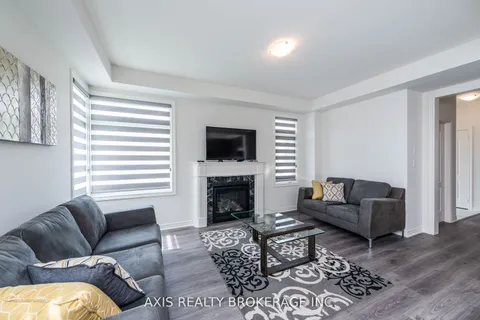 43 Silver Meadow Gardens, ON L8B 1Z4