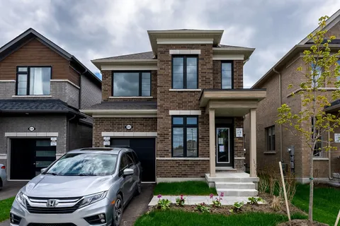 472 Trevor Street, ON K9A 4J6