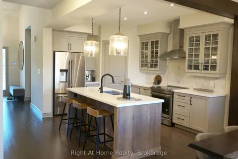 107 Beacon Drive, ON N0H 2P0