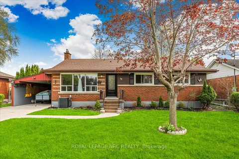 16 Dunraven Avenue, ON L2M 6A7