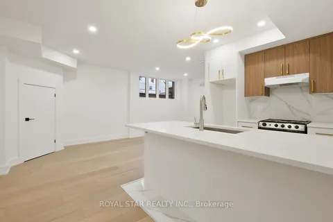 253 duncairn Avenue, ON K1Z 5P3