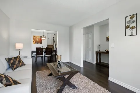 496 Burnham Manor Court, ON K9A 5C1