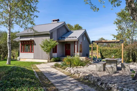 797462 East Back Line, ON N0H 1G0