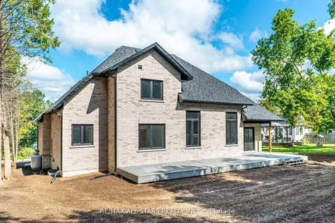 837 Cedar Glen Road, ON K0M 1L0