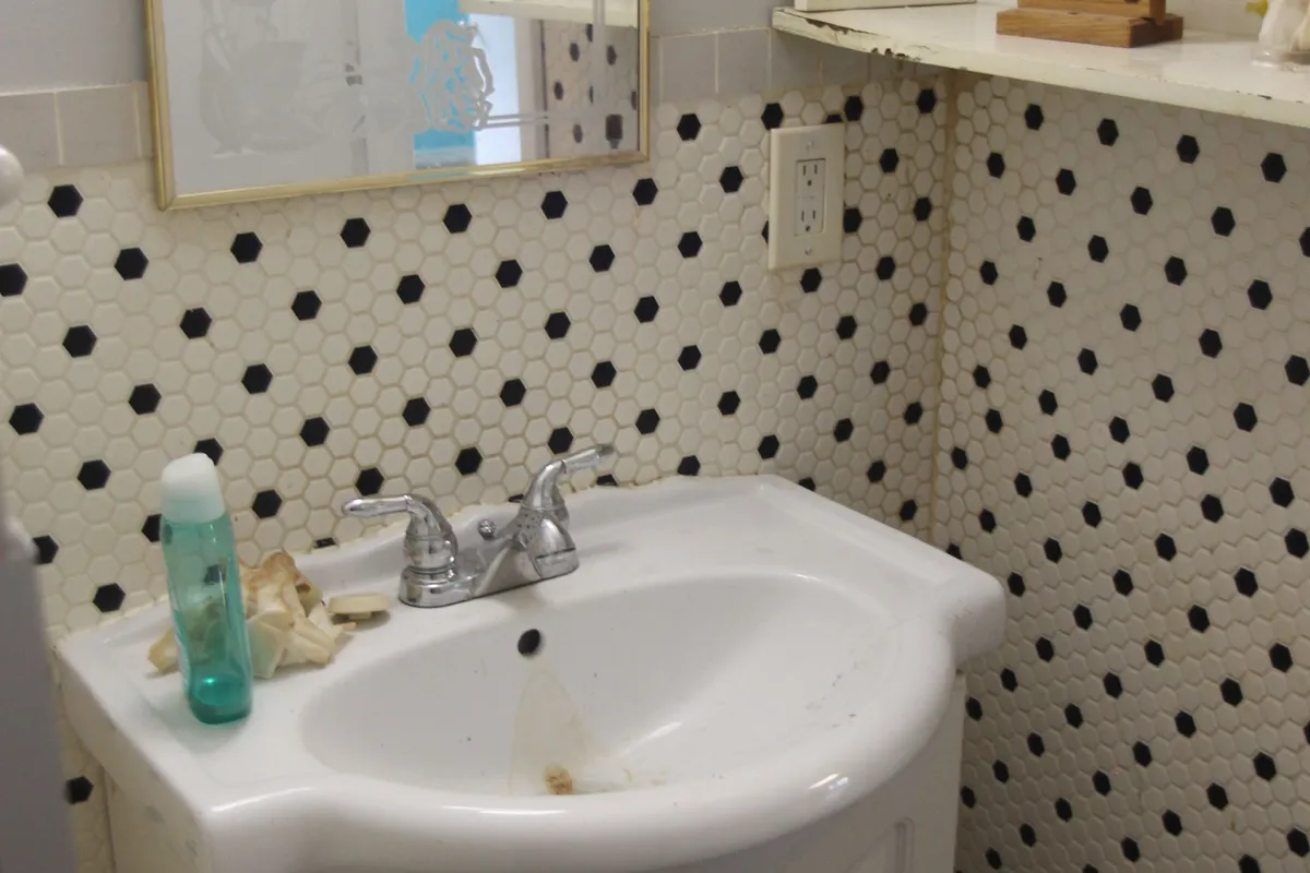 384 King Street, ON K9A 2N7