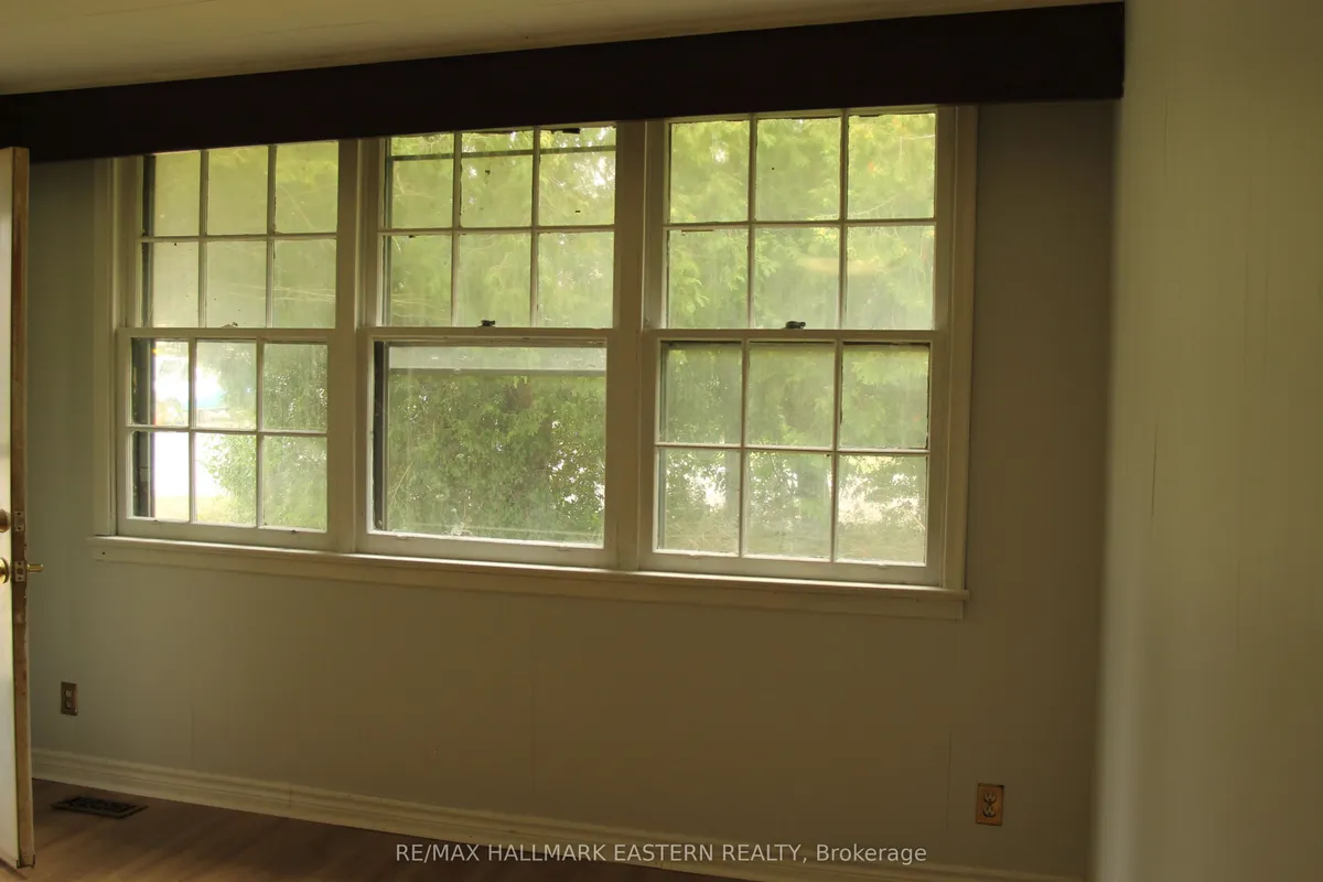 384 King Street, ON K9A 2N7