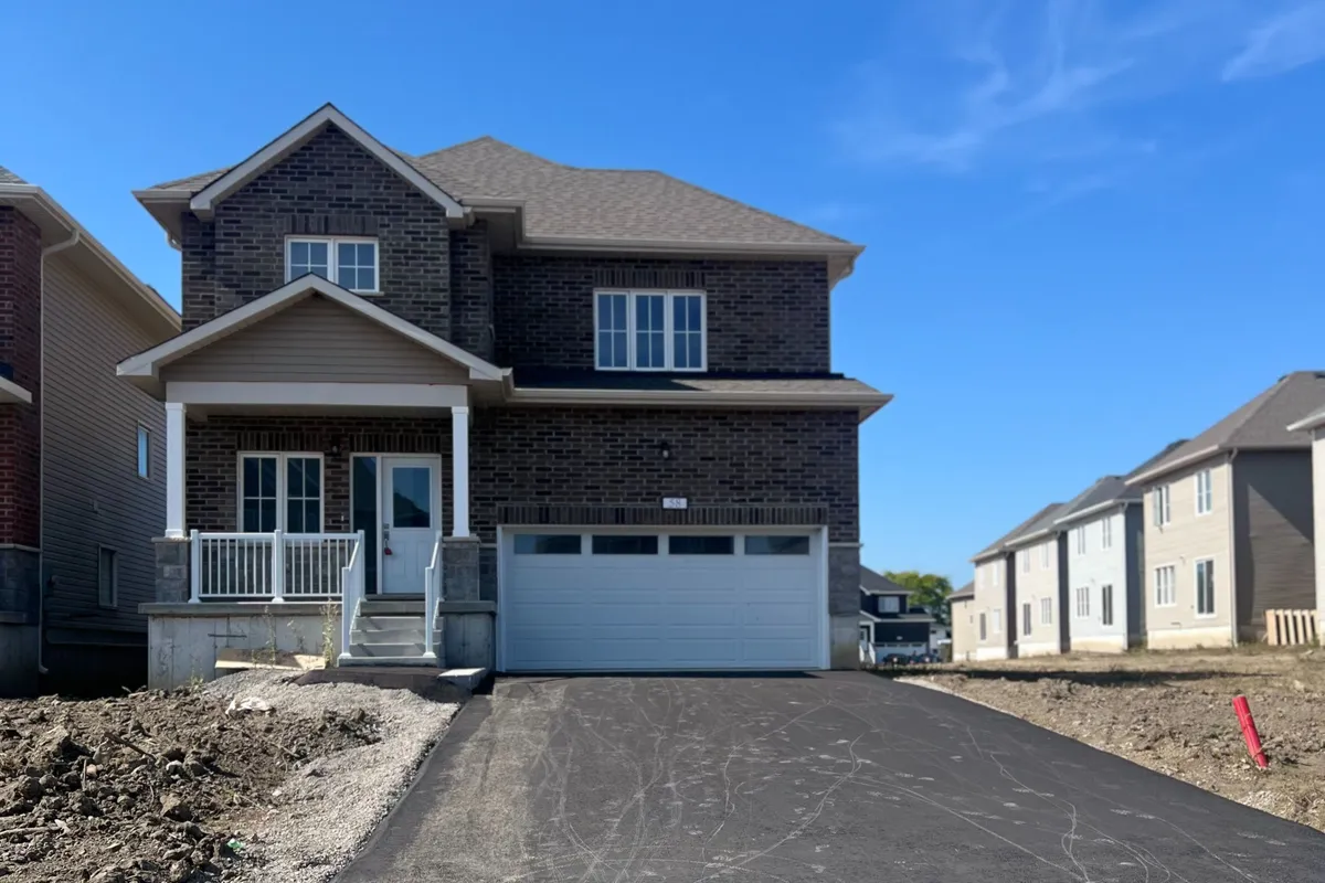 58 Bradden Crescent, ON K8N 0T7
