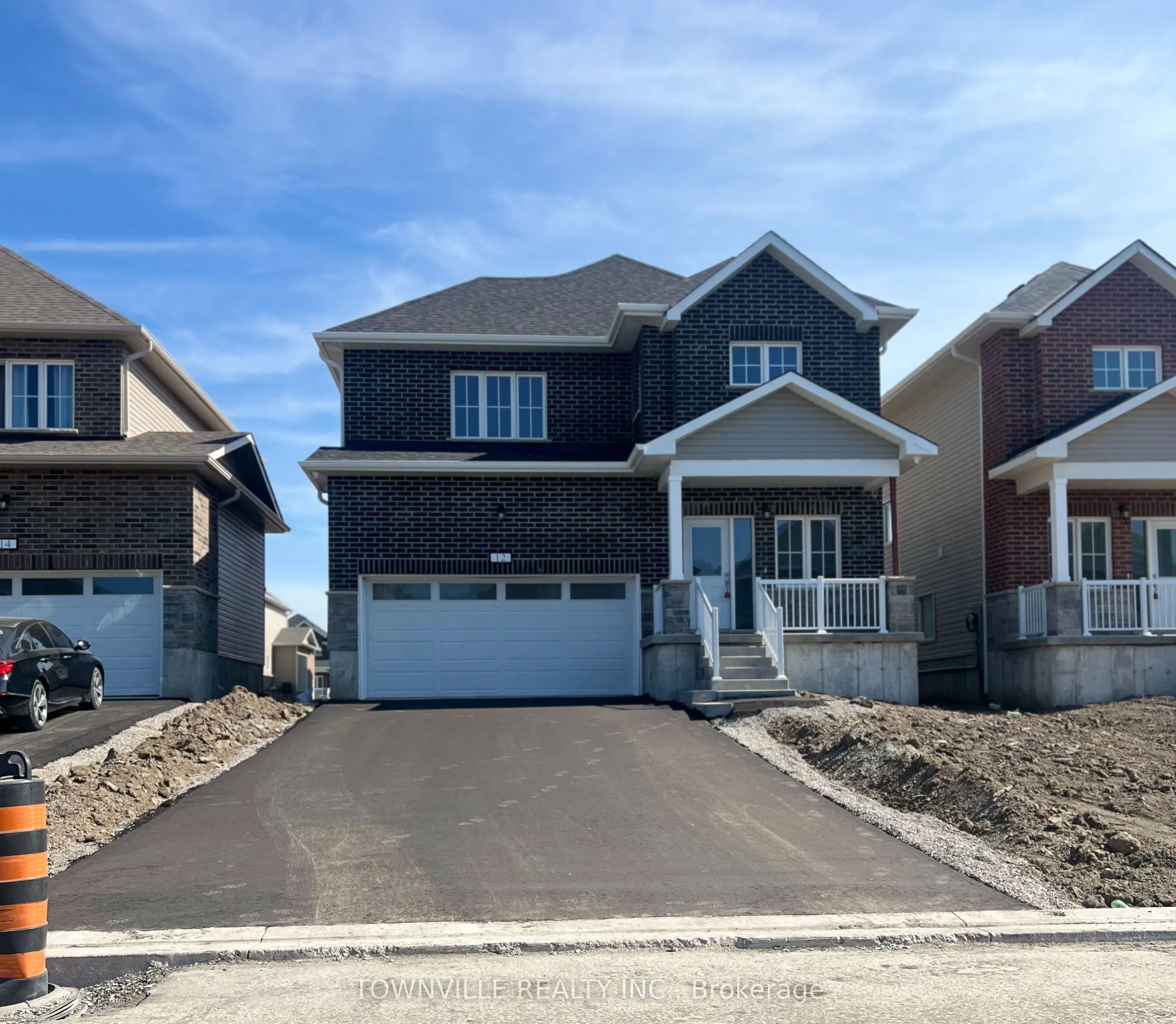 12 Bradden Crescent, ON K8N 0T8