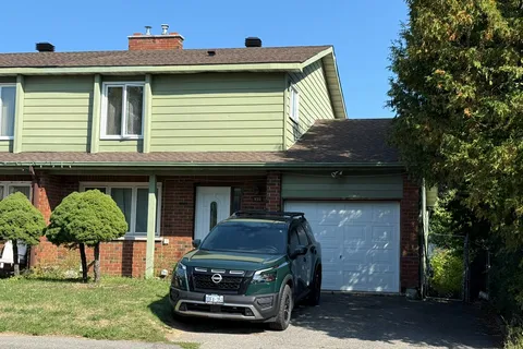 930 Cahill Drive, ON K1V 9B5