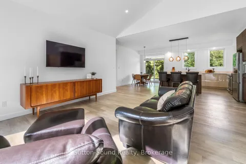 293 Everatt Side Road, ON N0H 1W0