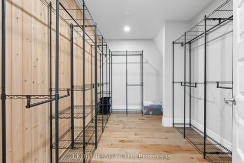 45 Bentley Crescent, ON K0K 2T0