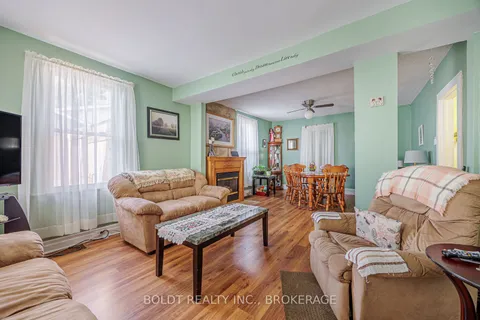 66 Chapel Street, ON L2V 2E6