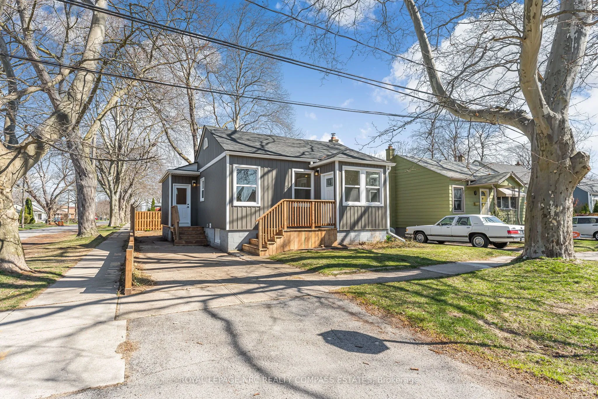 5 Alice Street, ON L2R 1L6