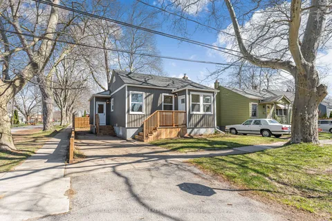 5 Alice Street, ON L2R 1L6