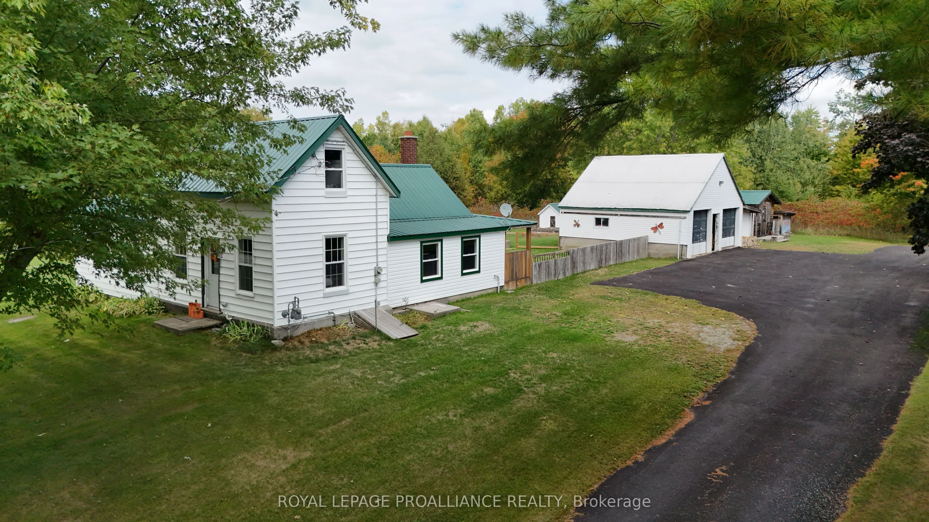 310 Old Madoc Road, ON K0K 2B0