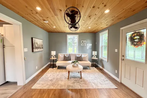 310 Old Madoc Road, ON K0K 2B0