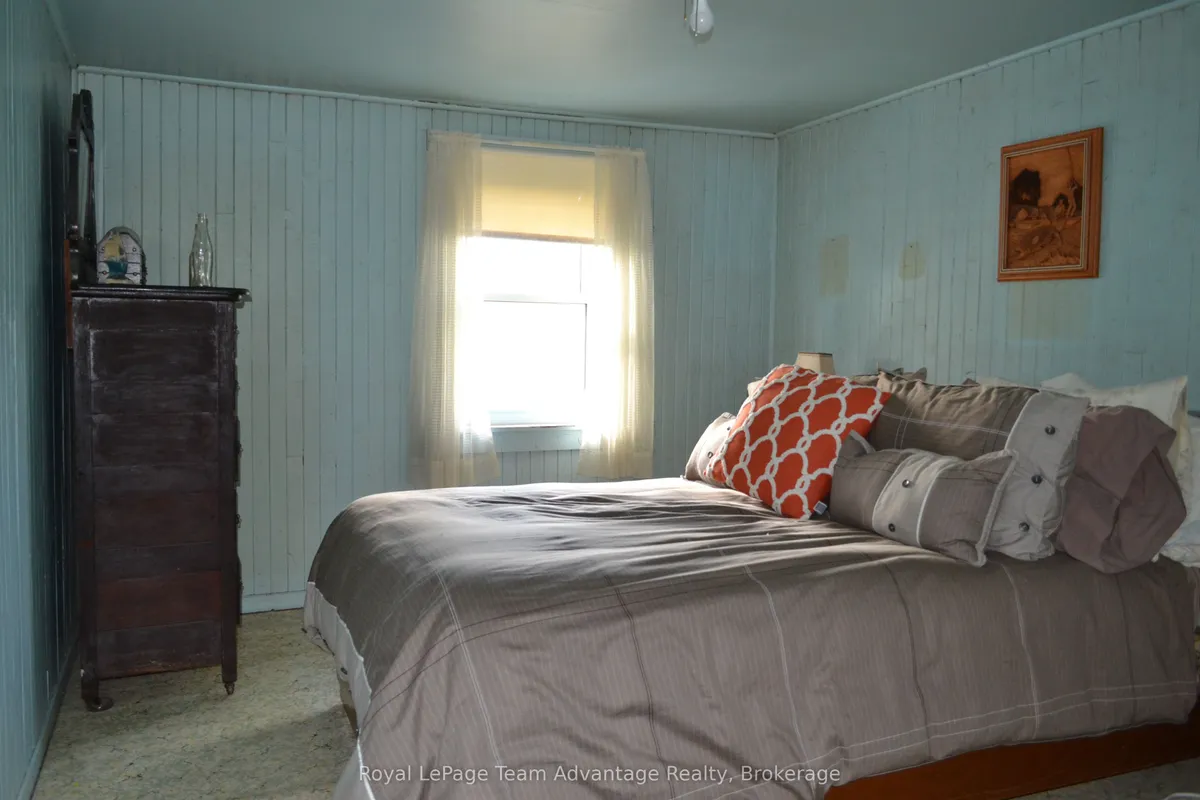 128 Eastside Drive, ON P0G 1A0