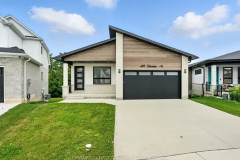 40 Greene Street, ON N0M 1S2