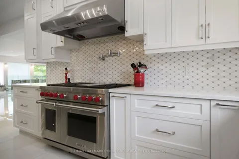 34 Rideauview Terrace, ON K2C 3R9