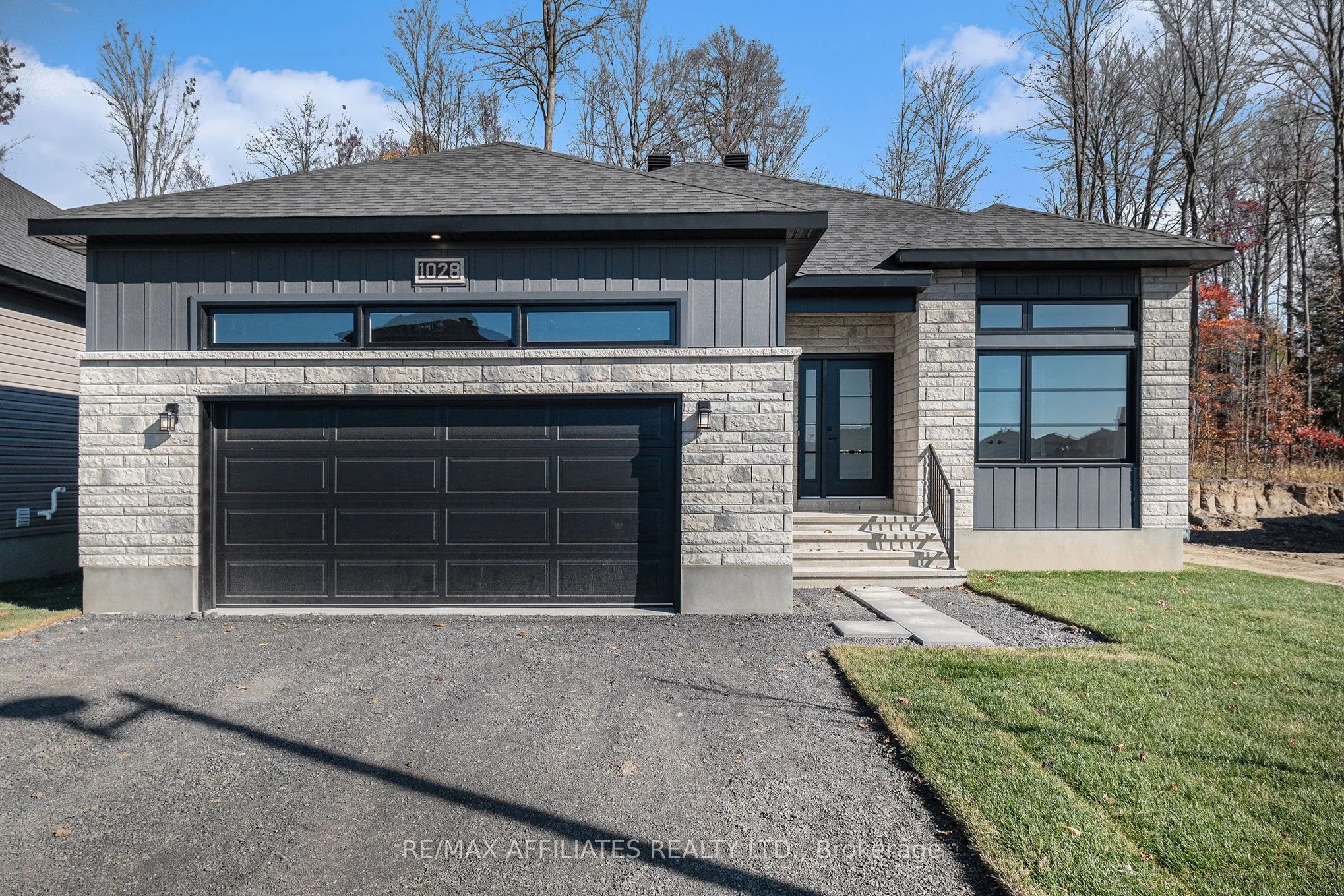 1028 Chablis Crescent, ON K0A 1W0