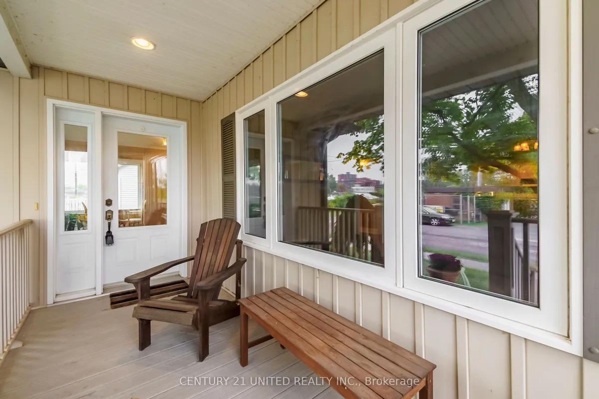 57 Edgewater Boulevard, ON K9H 1A4