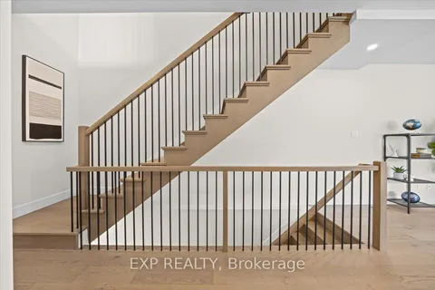 71 King George Street, ON K1K 1V4