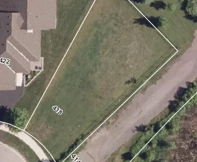 418 Raymond Street, ON K9H 0G9