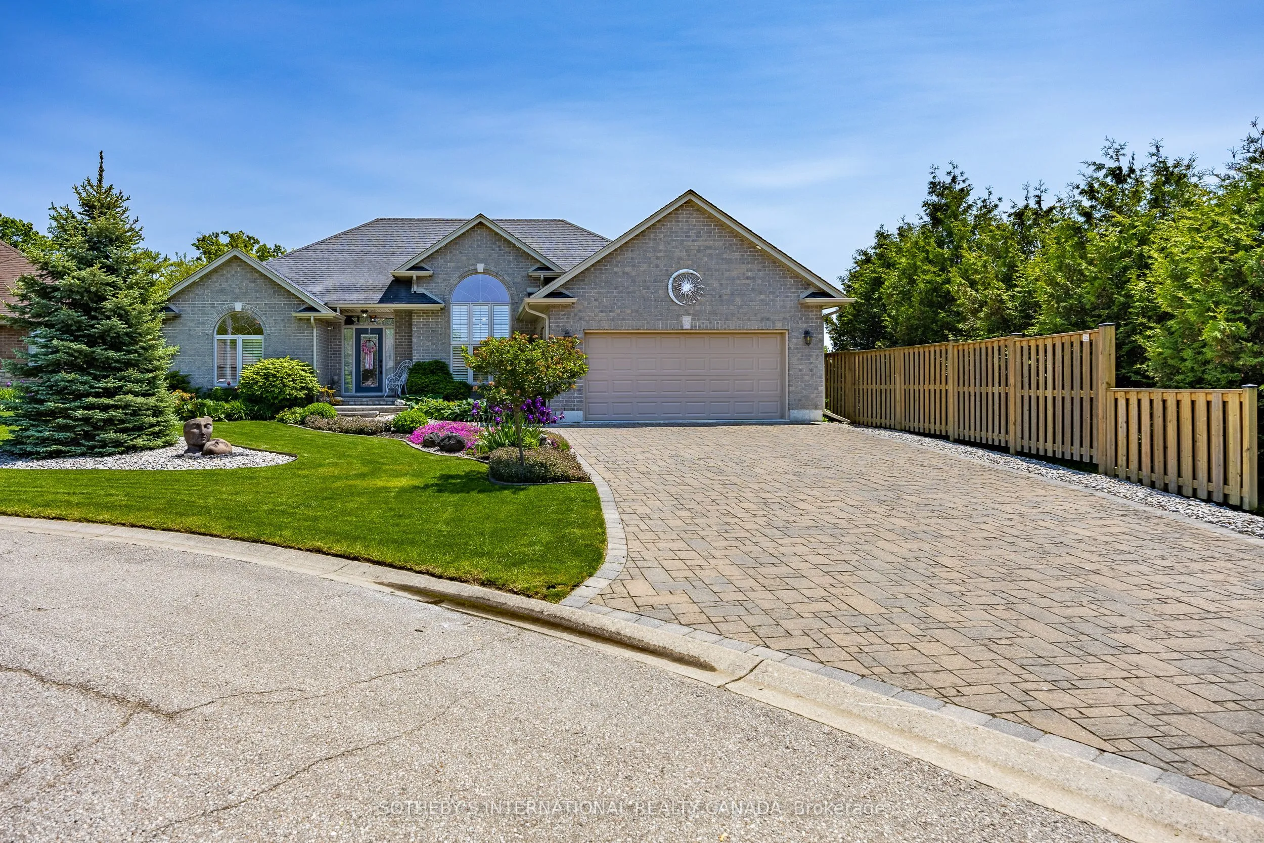 25 Birch Avenue, ON N0A 1N6