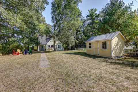 17374 Lakeshore Road, ON N0P 1X0