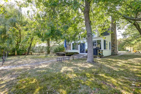 17374 Lakeshore Road, ON N0P 1X0