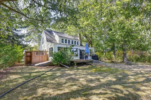 17374 Lakeshore Road, ON N0P 1X0