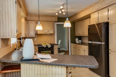 714 Gladstone Drive, ON N4S 5S9