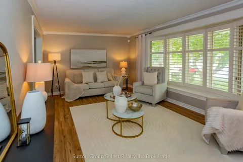 714 Gladstone Drive, ON N4S 5S9