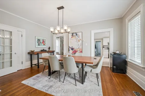 295 Wellington Street, ON N5C 1T2