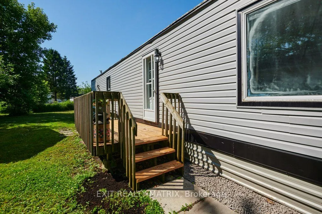 8930 Lynwood Park Private, ON K0A 1V0