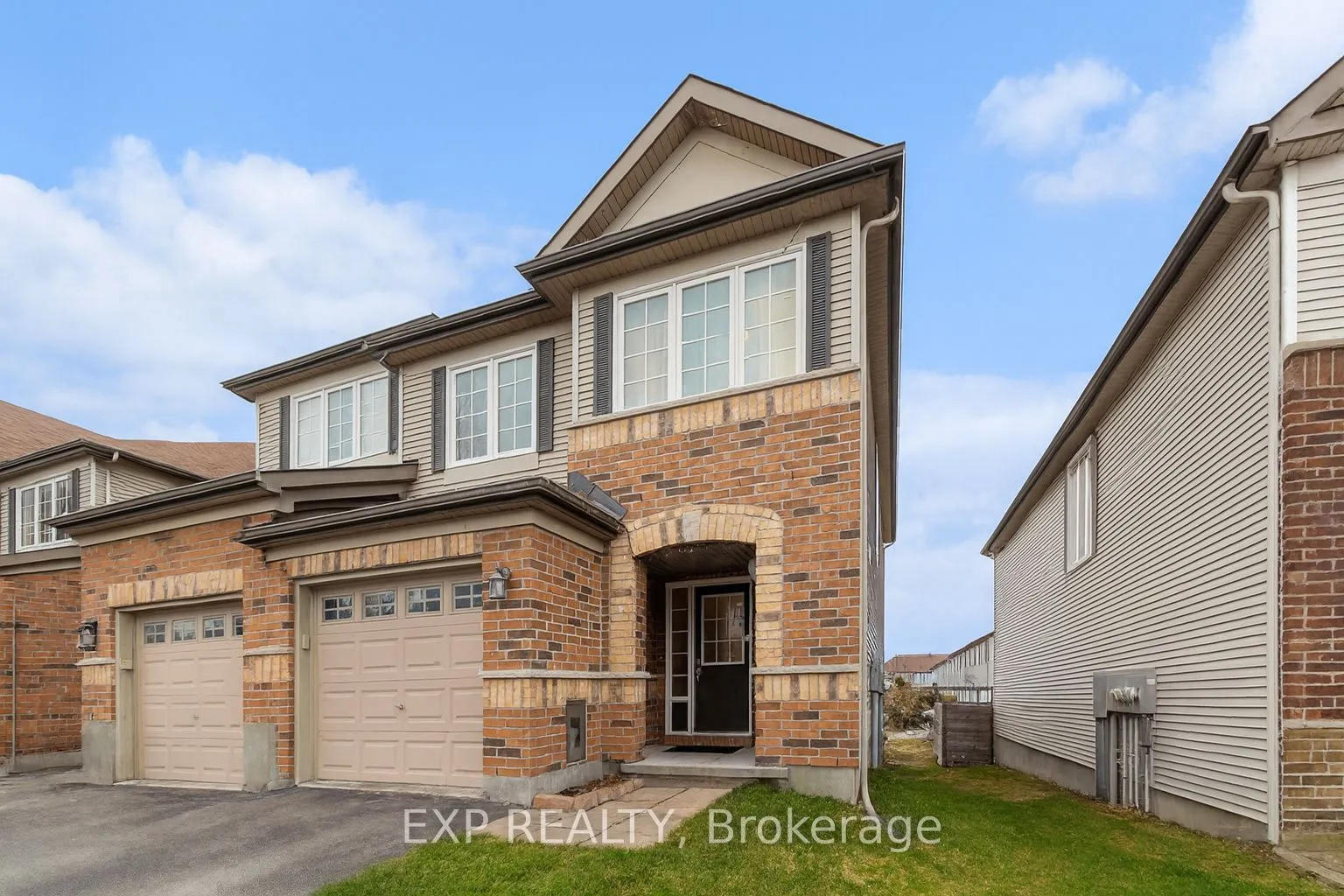 407 Heathrow Private, ON K2S 0M9