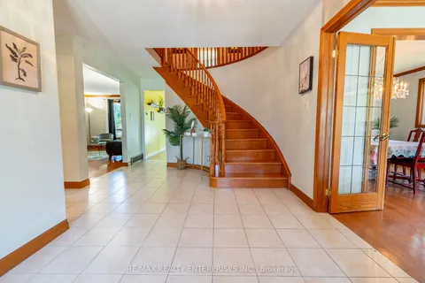 231 West Side Road, ON L3K 5L1