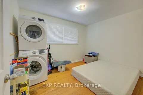 8568 Champlain Drive, ON L2G 6Y6