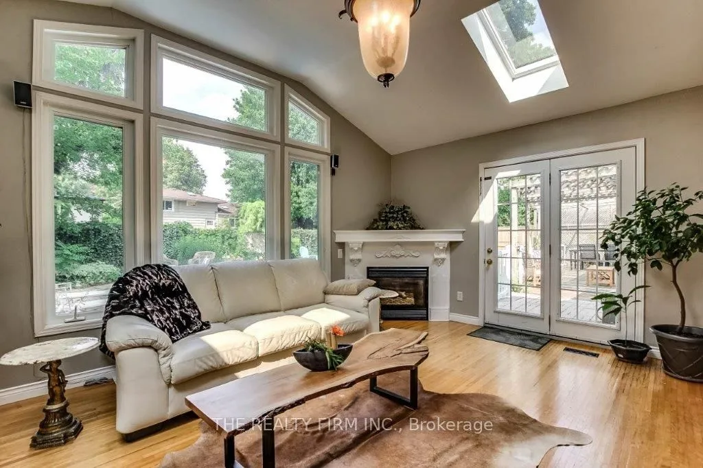 79 MENDIP Crescent, ON N6E 1H2