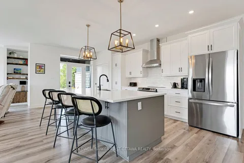 456 Pine Grove Road, ON K0G 1K0