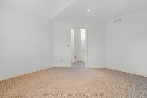 40 Frontier Drive, ON L0S 1J0