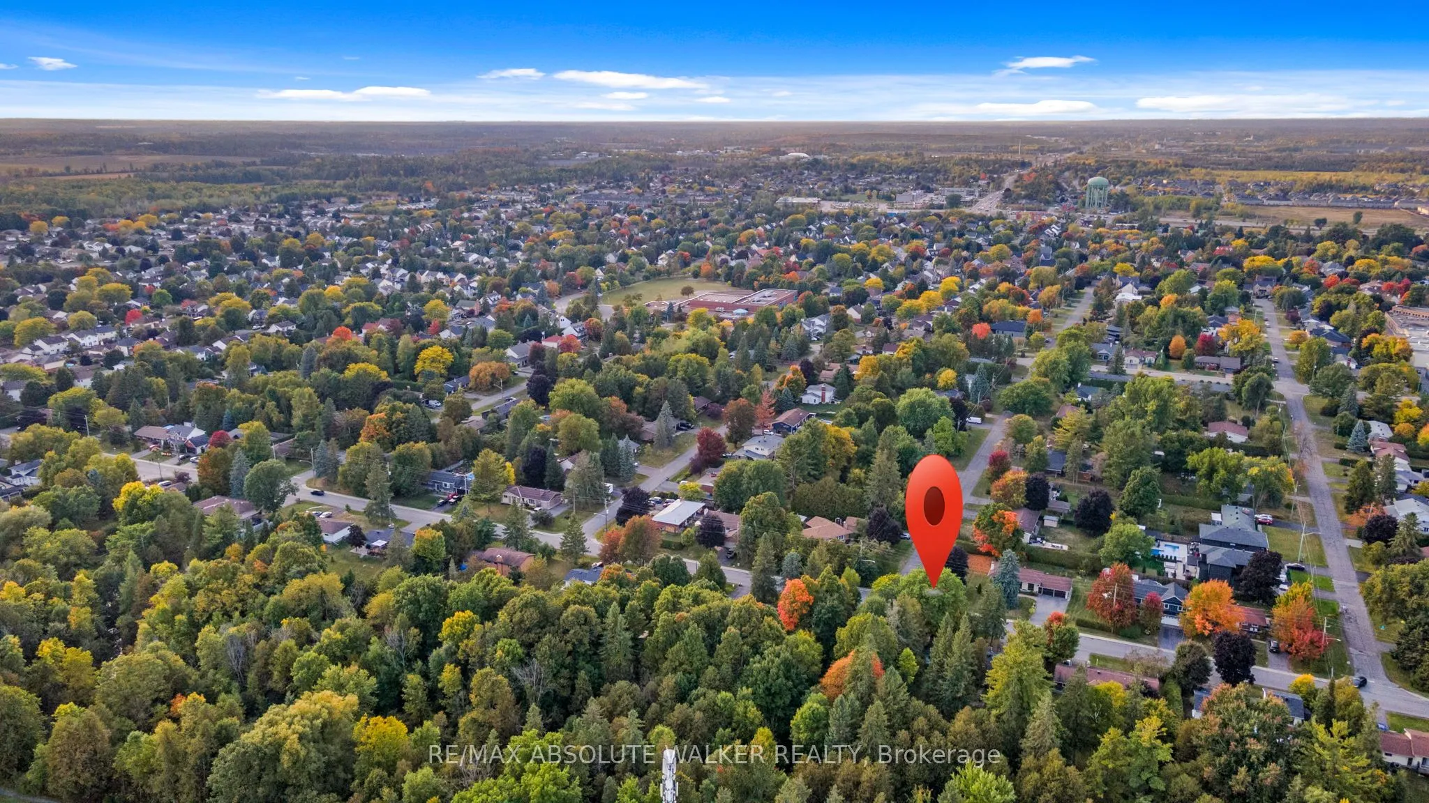 16 Beverly Street, ON K2S 0S4