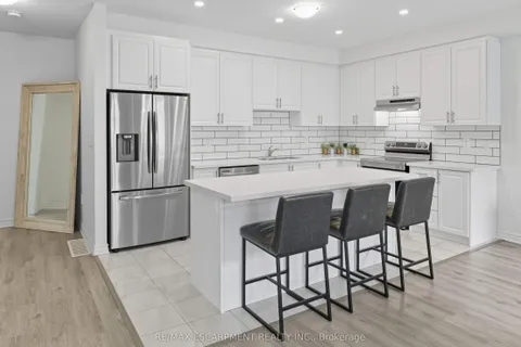 10 Beretta Street, ON N4G 0J7