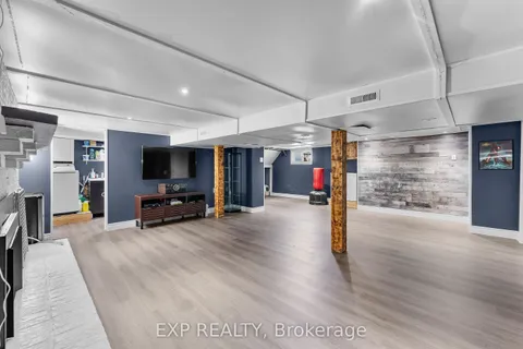 2 Homewood Avenue, ON L3K 5L5