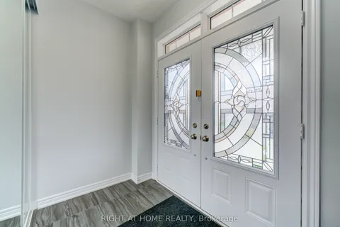 39 Drake Avenue, ON N3L 0H9