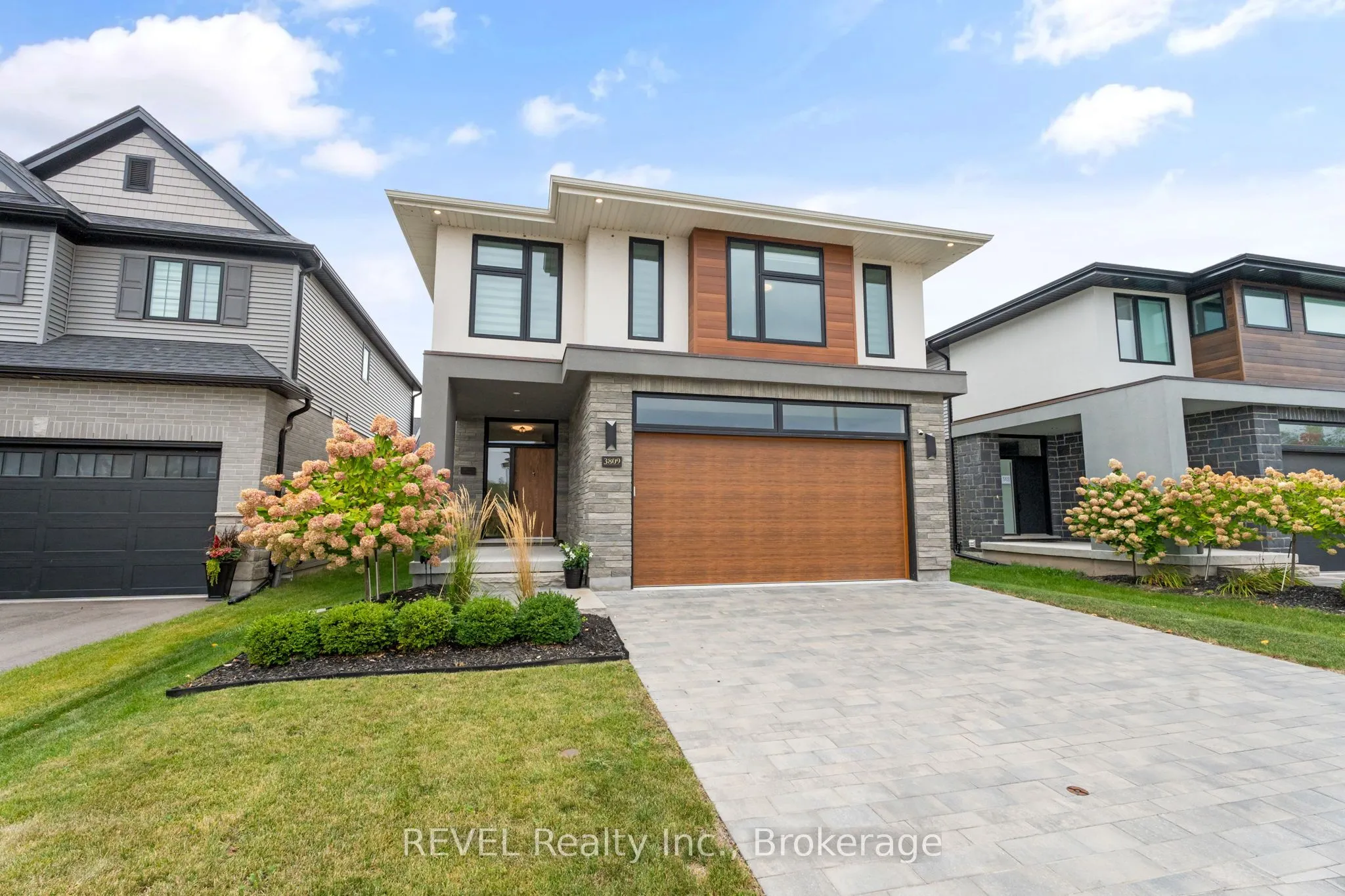 3809 Simpson Lane, ON L0S 1S0