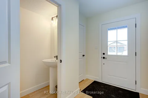 30 Linda Drive, ON N0K 1W0