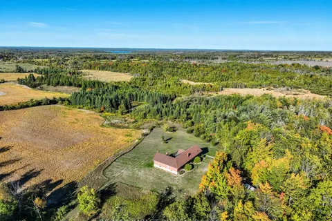 1530 10 Line, ON K0L 1L0