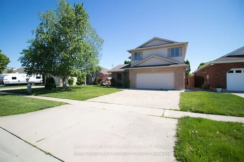 199 Garden Path, ON N7L 5M2