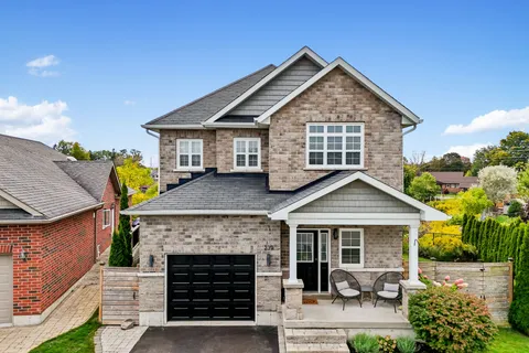 239 Rollings Street, ON K9A 0G8